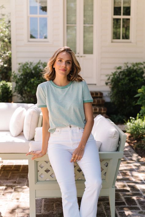 Mom Outfit Summer, Julia Berolzheimer Outfits, Mom Outfits Summer, Summer Mom Outfits, Moms Outfit, Casual Mom Outfits, Hot Mom Outfits, Spring Outfit Women, Preppy Mom