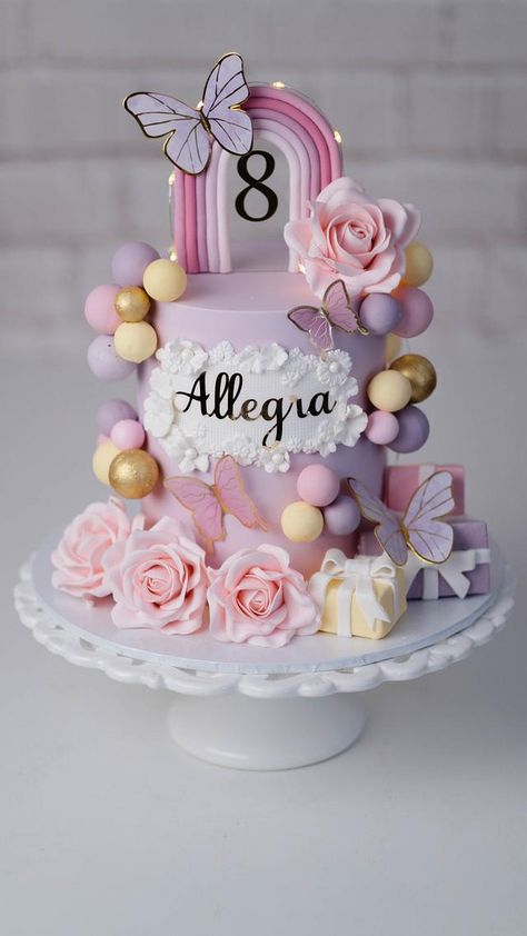 8 Yaş Doğum Günü Pastası, Cake Design 2023, Rainbow Cake Designs, Unique Birthday Cake Ideas, Butterfly Cake Ideas, Rainbow Theme Cake, Rainbow Themed Cake, Butterfly Theme Cake, Unicorn Rainbow Cake