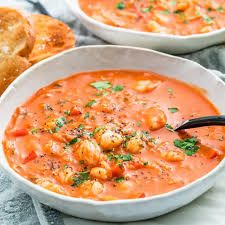 Brazilian Shrimp Soup | Clean Eating Magazine Brazilian Shrimp, Shrimp Soup Recipes, Brazilian Recipes, Leftovers Soup, Shrimp Soup, Diner Recept, Seafood Soup, Recipes Dessert, Brazilian Food