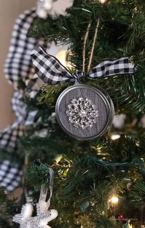 Easy Mason Jar Lid Ornaments ~ Southern Crush at Home Mason Jar Lid Ornaments, Jar Lid Ornaments, Lid Ornaments, Mason Jar Lids Crafts, Jar Lid Crafts, Mason Jar Lids Ornaments, Christmas Angel Crafts, Mason Jar Lid, Canning Jar Lids