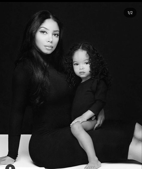 Mother Goals, Mommy Daughter Photography, Mommy Daughter Photoshoot, Mommy Daughter Pictures, Mommy Daughter Photos, Mother Baby Photography, Daughter Photoshoot, Mother Daughter Photoshoot, Daughter Photography