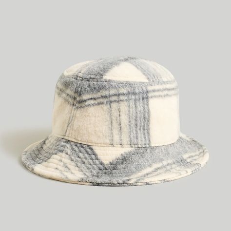 Nwt Color Dusk Grey Fuzzy Plaid Bucket Hat Size Small/Medium Madewell Hats, Plaid Bucket Hat, Madewell Plaid, Fuzzy Bucket Hat, Madewell Accessories, Leather Baseball Cap, Straw Hat Beach, Bucket Hat Women, Red Beanie