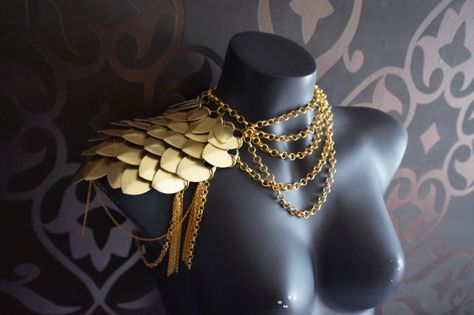 Athena // shoulder armor scale mail shoulder by IronweaverDesigns Athena Costume, Greek God Costume, Scale Mail, Burning Man Costume, Burning Man Fashion, Goddess Costume, Shoulder Armor, Fantasy Costumes, Fantasy Clothing