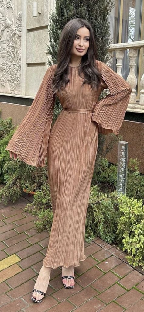 Brown long sleeve dress