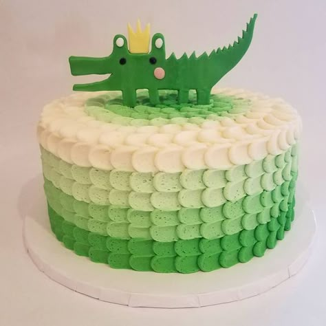 Birthday Cake Crocodile, Aligator Cake Ideas, Crocodile Cakes For Kids, Alligator Cake Ideas, Alligator Birthday Party Ideas, Alligator Cakes For Kids, Alligator First Birthday Party, Alligator Party Ideas, Crocodile Party Ideas