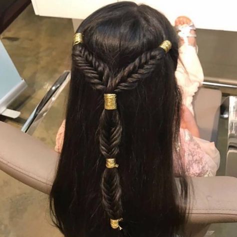 Ramadan Hair Styles, Ramadan Hairstyles, Arabic Hairstyles, Hairdo For Long Hair, Hair Stylist Life, Aesthetic Hair, Hairstyles Haircuts, Hair Dos, Hair Designs