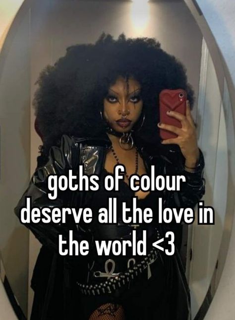 Mom Goth Outfits, Afro Goth Women, Mopey Goth, Goth Mommies, Goth Black Women, Vintage Goth Aesthetic, Goth Subcultures, Real Goth, Poc Goth