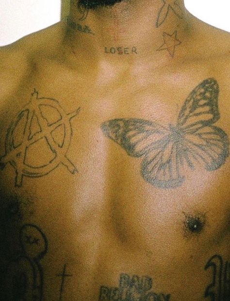 Small Tattoos Cute, Chest Tattoo Stencils, Dark Skin Tattoo, Black Men Tattoos, Earthy Tattoos, Tattoos Cute, Taboo Tattoo, Small Chest Tattoos, Tattoo Butterfly