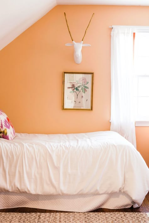 The Real Society Socials No.6 {The Goods} – Society Social Peach Rooms, Color Bedroom, Best Bedroom Colors, Orange Rooms, Room Wall Colors, Bedroom Orange, Dekorasi Kamar Tidur, Bedroom Color Schemes, Creative Wall