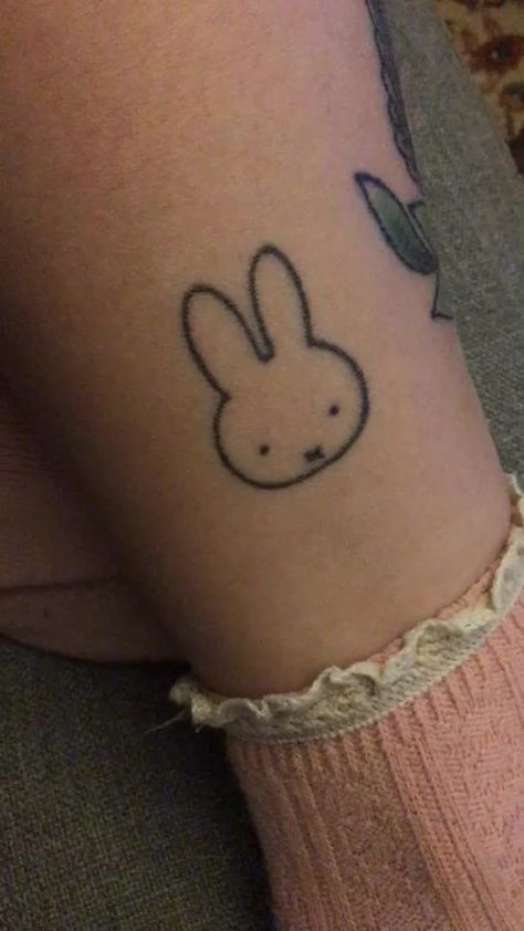 miffy bunny tattoo aesthetic cute japan Beer Tattoos, Dainty Tattoo, Stick Poke Tattoo, Tattoo Cute, Cute Tattoo, Funky Tattoos, Coquette Grunge, Drawing Aesthetic, Up Tattoo