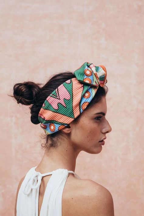 Style 2018 Summer Head Scarf, Portrait Challenge, Party Hairstyle, Bun Tutorials, Ethno Style, Turquoise Jewelry Native American, Modern Muse, Pinterest Hair, Native American Turquoise