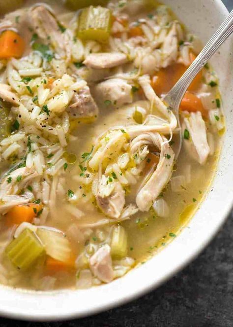 Close up of chicken and rice soup in a rustic beige bowl, ready to be eaten. Broth Chicken, Chicken Breast Crockpot Recipes, Crockpot Chicken Breast, Chicken Cooking, Easy Chicken And Rice, Rice Soup Recipes, Chicken Rice Soup, Recipetin Eats, Chicken And Rice