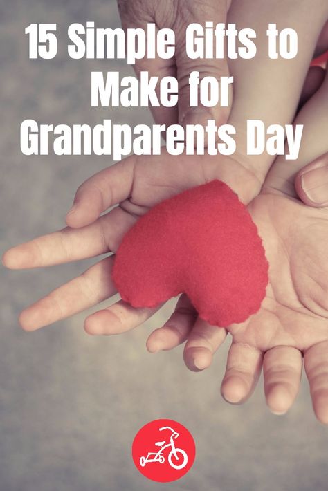 Ideas For Grandparents Day, Gift Ideas For Grandparents, Easy Gift Ideas, Grandparents Card, Mini Photo Books, Grandparents Day Crafts, Footprint Keepsake, Thoughtful Gifts For Him, Pillow Cases Diy