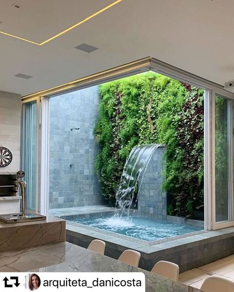 Indoor Waterfall, Hot Tub Garden, Courtyard Design, Home Decor Ideas Living Room, Home Decoration Ideas, Patio Interior, Backyard Pool Designs, Home Inspo, Ideas Living Room