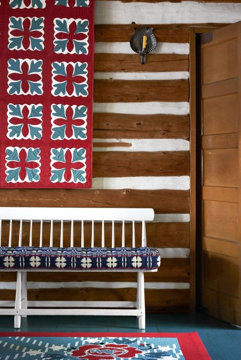 Anthony Baratta, Comfy Decor, Antique Bench, Fall Decorating Ideas, Needlepoint Rugs, Hickory Furniture, Entryway Ideas, Old Quilts, 4th Of July Celebration