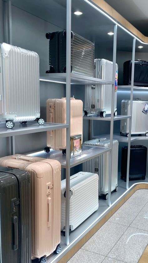 Rimowa Suitcase, Suitcase Display, Rimowa Luggage, Leather Travel Accessories, Travel Bag Set, Store Room, In Airport, Room Hacks, Store Hacks