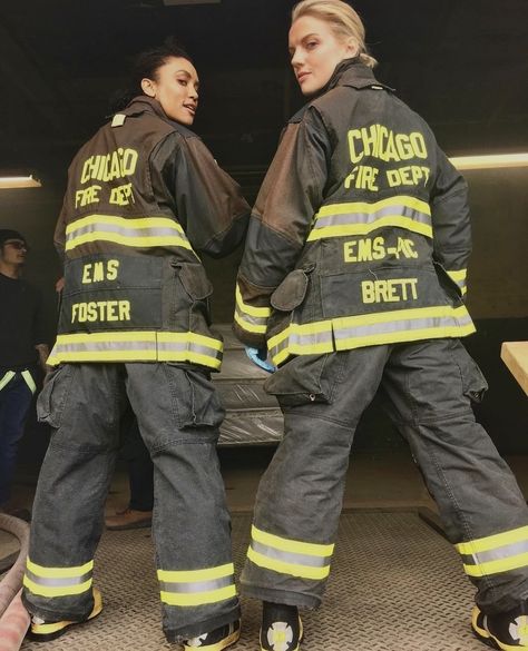 Annie Ilonzeh, Firefighter Women, Chicago Fire Cast, Sylvie Brett, Kara Killmer, Chicago Crossover, Charlie Bushnell, Eddie Diaz, Matt Casey