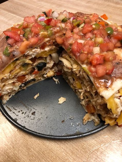 Tortilla Stack Recipe, Tortilla Cake, Tortilla Stack, Chicken Olives, Tortilla Nachos, Springform Pan Recipes, Recipes Authentic, Pampered Chef Recipes, Sweet Cooking