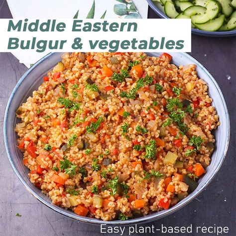 Middle Eastern bulgur with vegetables with a unique sweet flavor of Baharat spice blend (recipe included) that transforms the average plant-based dinner to the special. This is a healthy one-pot main dish that simmers up quickly and will satisfy all eaters. Cucumber Mint Salad, Bulgur Pilaf, Mint Salad, Greek Pasta, Greek Salad Pasta, Plant Based Dinner, Eastern Cuisine, Vegetable Stew, Frozen Vegetables