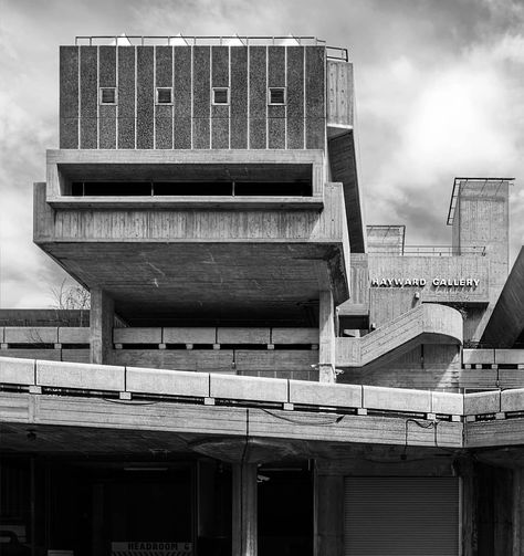 Gefällt 155 Mal, 2 Kommentare - Paul Sawyer (@paulsawyer4180) auf Instagram: „Looking up at the Hayward Gallery .  #brutalism #brutalist #brutalist_architecture #brutallondon…“ Hayward Gallery, 4c Natural, Layout Architecture, Brutalist Architecture, Minecraft Architecture, Architecture Portfolio, Brutalism, Guys Be Like, Looking Up