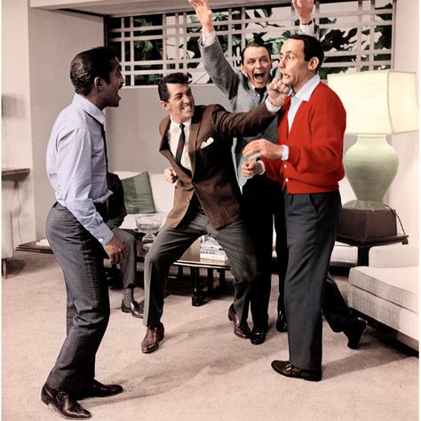 Sammy Davis Jr, Dean Martin, Frank Sinatra and Joey Bishop clowning around on the set of Ocean's 11, 1960 The Rat Pack, Joey Bishop, Oceans Eleven, Men In Suits, Oceans 11, Danny Ocean, Jane Russell, Sammy Davis Jr, Gene Kelly