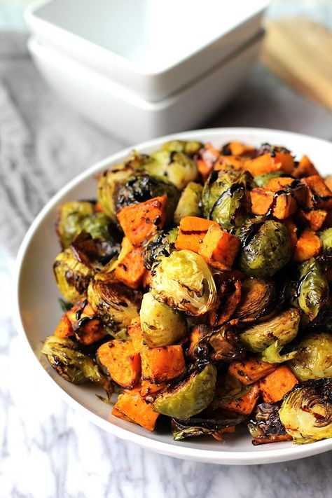 Balsamic Glazed Brussels Sprouts and Sweet Potatoes are super easy to prepare. The balsamic glaze takes the taste of veggies to a new level. Brussel Sprouts And Sweet Potato Recipe, Brussel Sprouts And Sweet Potatoes, Brussels Sprouts And Sweet Potatoes, Sprouting Sweet Potatoes, Sweet Potatoes Recipe, Roasted Brussel, Sweet Potato Hash, Sprout Recipes, Brussels Sprouts Recipe