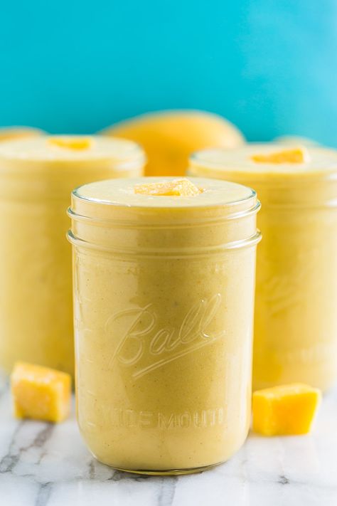 Golden Milk Tropical Turmeric Smoothie | Get Inspired Everyday! Lactose Free Breakfast, Golden Milk Smoothie, Golden Milk Latte, Paleo Drinks, Fruit Smoothie Recipes Healthy, Turmeric Smoothie, Protein Shake Smoothie, Milk Smoothie, Dairy Free Breakfasts