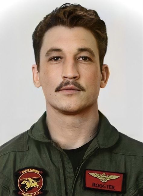 Rooster Topgun, Bradley Rooster Bradshaw, Mike Teller, Rooster Bradshaw, Topgun Maverick, Tom Cruise Movies, Glen Powell, Miles Teller, Fred Weasley