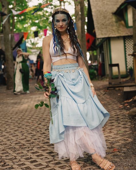 a mermaid and a man in a kilt walk into a ren faire 🌊 outfit deets 🌊 🫧 top & colored extensions: @amazon / @amazonfashion 🫧 shoes: @stevemadden 🫧 jewelry: @walmart, Amazon, & shein 🫧 everything else: @sheinofficial ——— #renfaire #renfest #renfairecostume #renaissancefestival #renaissancefaire #mermaidcostume #mermaidcosplay #mermaidcore #alternativegirlsofinstagram #altgirlsofinstagram #altgirlsofig #coupleswhoadventure #mermaidsofinstagram Renn Faire Mermaid, Ren Faire Mermaid Outfit, Mermaid Ren Faire Costume, Mermaidcore Outfit, Colored Extensions, Faire Outfit, Ren Faire Outfits, Mermaid Cosplay, Ren Faire Costume