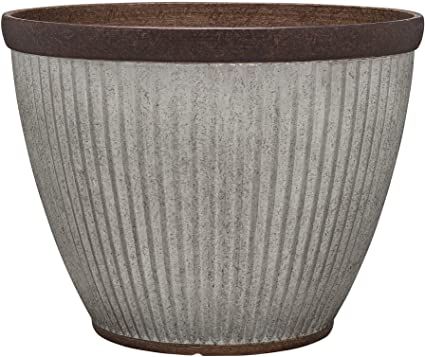 Amazon.com : Southern Patio HDR-046868 20.5" Rustic Resin Faux Galvanized Round Planter : Garden & Outdoor Southern Patio, Bird Fountain, Galvanized Planters, Outdoor Garden Planters, Metal Planter Boxes, Resin Planters, Garden Urns, Outdoor Pots, Corrugated Metal