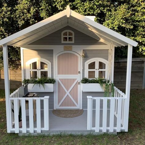 Kids playhouse ideas-diy kids playhouse indoor playroom ideas Cubby House Ideas, Kids Cubby Houses, Kids Cubby, Pallet Playhouse, Playhouse Ideas, Outdoor Playhouse, Playhouse Plans, Diy Playhouse, Backyard Playhouse