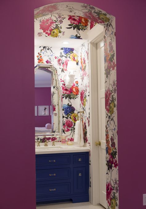 Wildflower Bathroom, Fun Bathroom Colors, Pink Floral Bathroom, Wildflower Cottage, Bedroom Floral, Colorful Walls, Pink Floral Wallpaper, Caitlin Wilson, Inside Closet