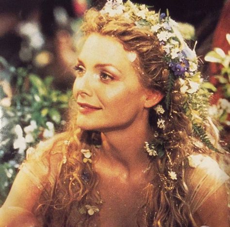 𝘕𝘰𝘴𝘵𝘢𝘭𝘨𝘪𝘤 𝘴𝘤𝘦𝘯𝘦𝘴 on Instagram: “Michelle Pfeiffer as Titania in A Midsummer Night’s Dream (1999) plus a polaroid she shared from behind the scenes.” Midsummer Nights Dream Party, A Midsummer Night's Dream, Midsummer Night's Dream, Flowers In Her Hair, Dream Party, Michelle Pfeiffer, Midsummer Nights Dream, Fairy Princesses, Persona 5