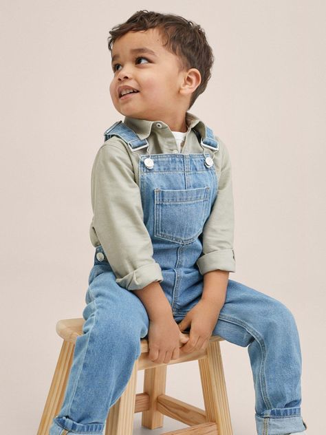 Dungaree Outfit, Kids Dungarees, Boy Fits, Denim Dungarees, Boys Denim, Kids Clothes Boys, Mango Kids, Kids Fashion Boy, Dungarees