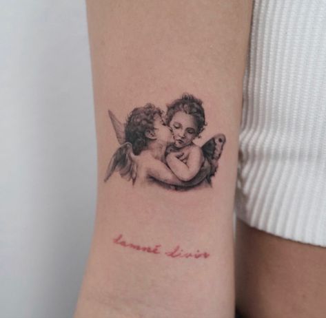 Cherub Tattoo Designs, Henne Tattoo, Cupid Tattoo, Unique Tattoos For Men, Cherub Tattoo, Small Forearm Tattoos, Angel Tattoo Designs, Modern Tattoos, Small Tattoos For Guys