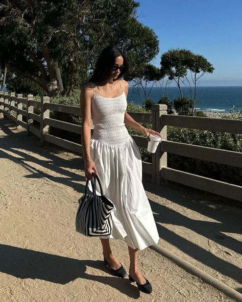 Kelsey Merritt (@kelseymerritt) • Instagram photos and videos Kelsey Merritt, Cami Midi Dress, Y2k Outfits, White Midi Dress, 2000s Fashion, Dress Details, Fitted Dress, Low Cut, Suits For Women