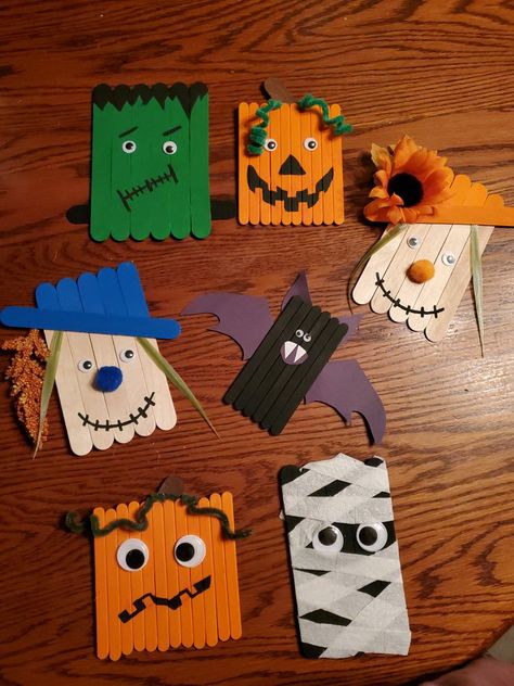 Crafts For Kids Popsicle Sticks, Diy Halloween Crafts For Kids, Easy Diy Halloween Crafts, Halloween Crafts For Kids To Make, Voodoo Halloween, Diy Halloween Crafts, Classroom Halloween, Dekorasi Halloween, Halloween Infantil