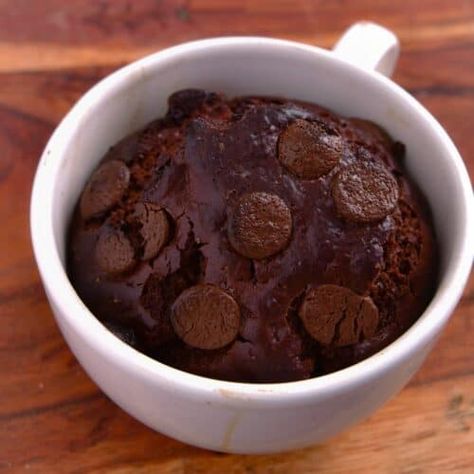 Quick Air fryer chocolate mug cake recipe ( 2 ways ) - SecondRecipe Raisins Benefits, Chocolate Mug Cake Recipe, Recipe Air Fryer, Mug Cake Recipe, Chocolate Mug Cake, Single Serve Desserts, Warm Cake, Chocolate Mug Cakes, Chocolate Mugs