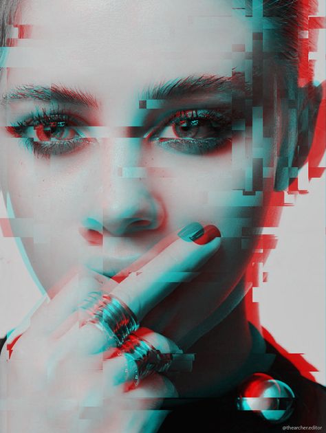 Glitch Portrait Photography, Glitch Art Photography, Glitch Portrait, Glitch Photography, Distortion Photography, Port Aventura, Glitch Photo, Pop Art Colors, Josephine Langford