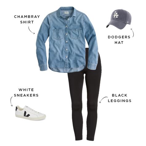 Chambray Shirt Outfits, Meghan Markle Outfits, Black Leggings Outfit, Meghan Markle Style, Famous Outfits, The Everygirl, Weekend Outfit, Sporty Outfits, Chambray Shirt