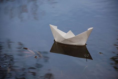 Spoken Poetry, Gloomy Sunday, Origami Boat, Beneath The Sea, Fotografi Vintage, Paper Boat, Cinematic Photography, Film Aesthetic, Pics Art