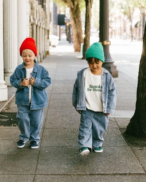 Coolest kids 🎈 Kids Winter Outfits Boys, Boys Fashion Aesthetic, Boy Outfits Aesthetic, Skater Boy Outfits, Skater Kids, Gothic Baby, Kids Winter Outfits, Boys Fits, Baby Fits