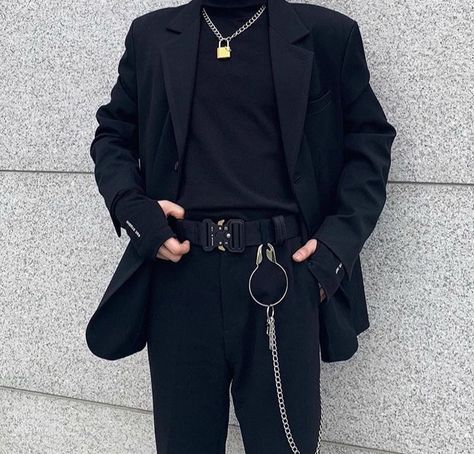 Guys Prom Outfit, Ulzzang Outfit, Little Black Dress Outfit, Badass Outfit, Academia Outfits, Black Dress Outfits, Dark Outfits, Androgynous Fashion, Estilo Punk