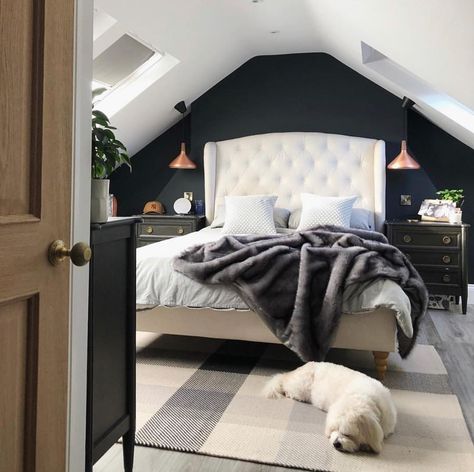 Love Renovate on Instagram: “We love this fabulous loft conversion from @life_at_the_lawns! Are you thinking of doing one and don’t know where to start? Our latest…” Loft Bedroom Decor, Small Loft Bedroom, Loft Conversion Ideas, Loft Room Ideas, Dormer Bedroom, Small Loft Spaces, Loft Conversion Bedroom, Attic Ideas, Attic Bedroom Designs