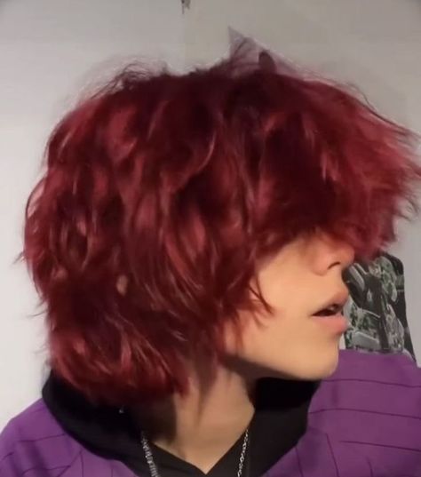 Emo Fluffy Hair, Short Fluffy Mullet, Red Fluffy Hair, Split Dye Short Hair, Alternative Short Hair, Alternative Mullet, Fluffy Mullet, Transboy Hair, Transmasc Hair