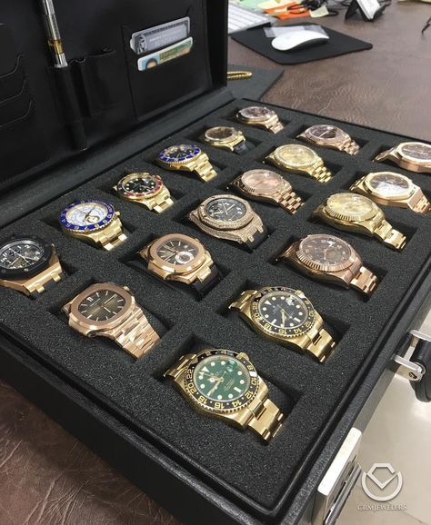 If you have to choose one watchwhich model will be Unique Watches, Rolex Watches For Men, Expensive Watches, Hand Watch, Stylish Watches, Choose One, Mens Luxury, Luxury Watches For Men, Beautiful Watches