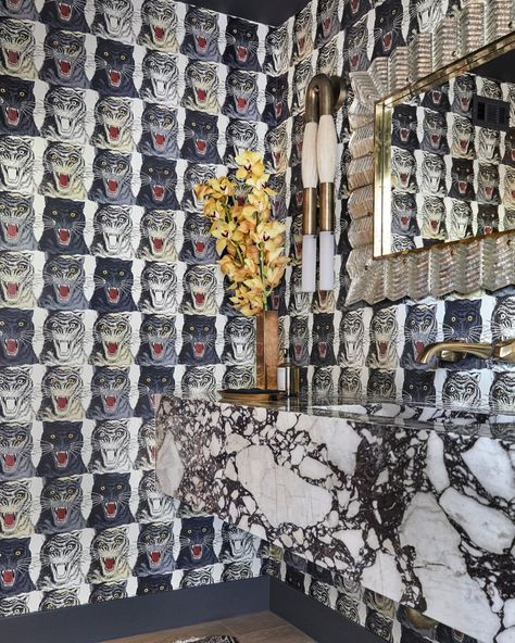 Architectural Digest on Instagram: “In the L.A. house of @mileycyrus, tiger face Gucci wallpaper was the inspiration for a powder room’s design. “Miley had told me that when…” Miley Cyrus House, Tish Cyrus, Amangiri Resort, Miley Cyrus News, Murano Glass Mirror, Blue Sectional, Tiger Wallpaper, Bold Wallpaper, Marble Vanity