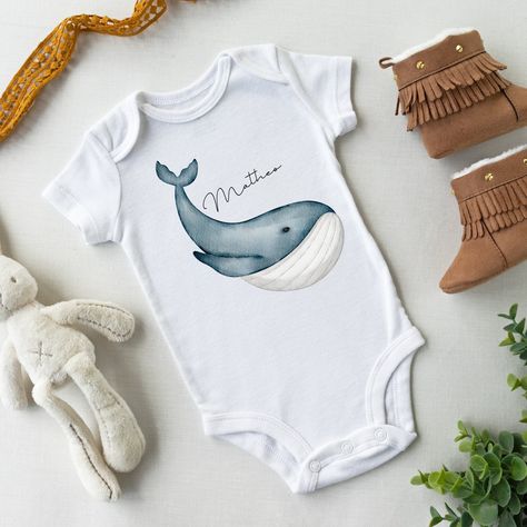 Babybody, Schwangerschaft verkünden, Geburtsgeschenk, Babybody personalisiert, Wal, Geschenk zur Geburt, maritim, Unterwasser, Ocean Underwater Ocean, Birth Gift, Baby Party, Baby Body, Gender Neutral Baby, Pregnancy Announcement, Personalized Baby, Baby Bodysuit, Little One