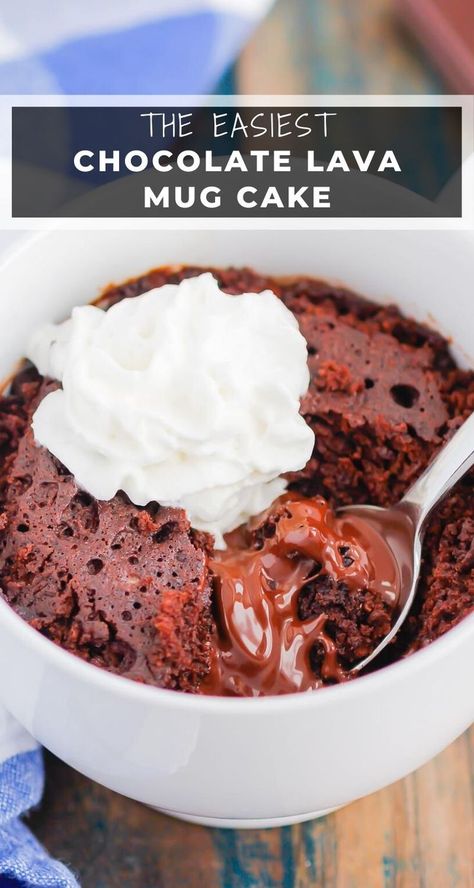 Chocolate Lava Mug Cake, Lava Mug Cake, Cake Microwave, Easy Mug Cake, Blueberry Dump Cakes, Mug Cake Recipe, Microwave Cake, Mug Cake Microwave, Desserts Keto