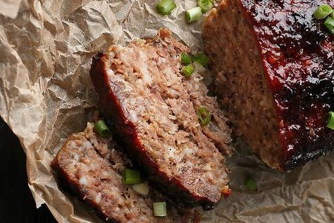 Ground Beef Meatloaf, Beef Meatloaf Recipes, Chicken Lombardy Recipes, 30seconds Food, Meatloaf Sandwich, Beef Meatloaf, Baking Measurements, Easy Meatloaf, Meatloaf Recipe